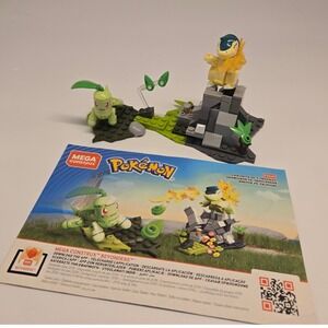 Mega Construx Pokémon Chikorita vs. Cyndaquil Set Retired FVK69 129 Pieces